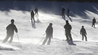 lyžovanie lyžovačka snowboard ilu (SITA/AP)